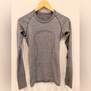 lululemon Swiftly Tech Long Sleeve Gray Size 4 Seamless Thumbholes